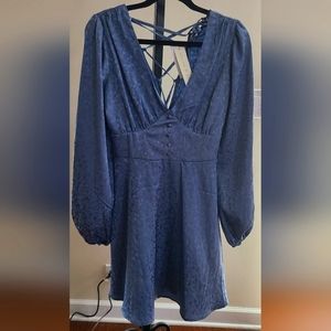 Allison & Kelly mini dress long sleeve